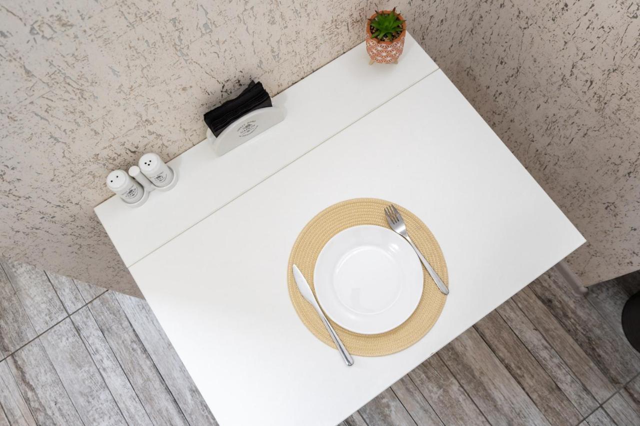 Central Apartment Tower ブカレスト エクステリア 写真